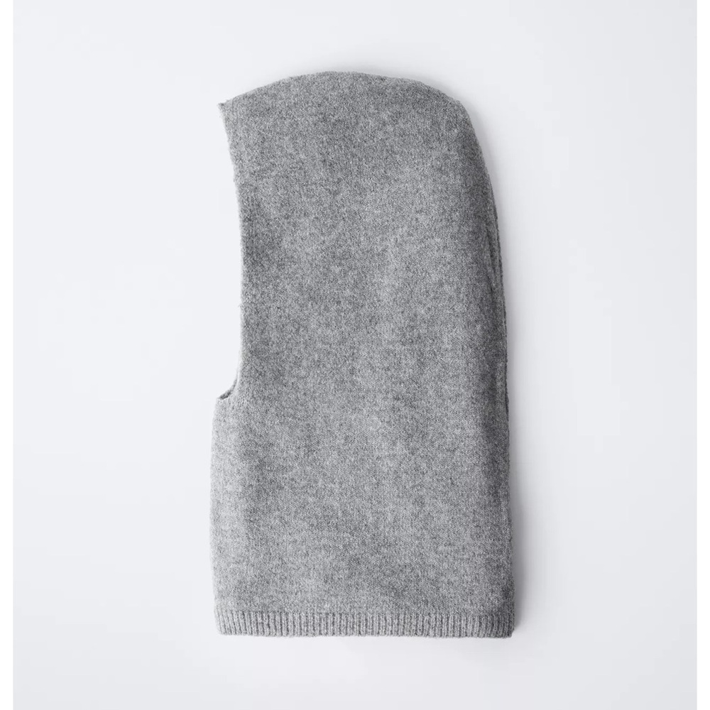 KNIT BALACLAVA